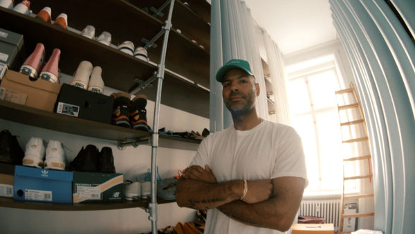 Mads Emil Møller et son impressionnante collection de chaussures