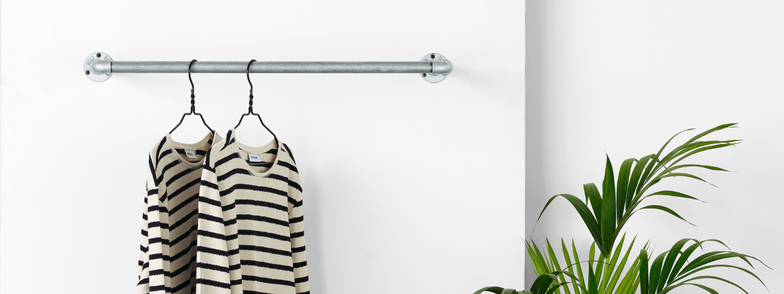Portants à vêtements pour mur