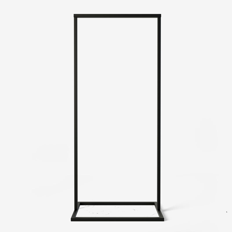 Portant à vêtements noir mat avec socle carré minimaliste