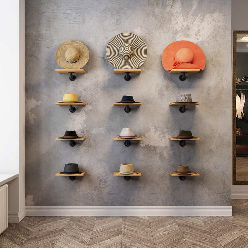 petites étagères en chêne classique pour ranger les chapeaux