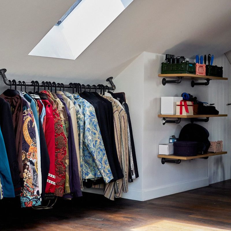 étagères pour ranger les accessoires dans votre dressing