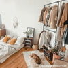 Portant à vêtements sur pieds pour chambre cosy